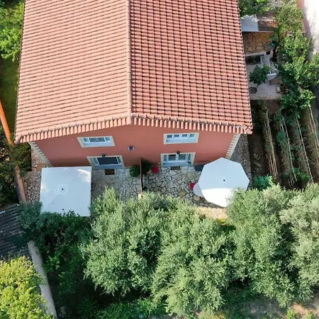 Apartamento George's Sweet N' Cozy Maisonette In Corfu Ýpsos