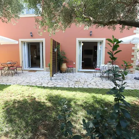 Apartment George's Sweet N' Cozy Maisonette In Corfu