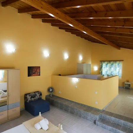 George's Sweet N' Cozy Maisonette In Corfu Apartment
