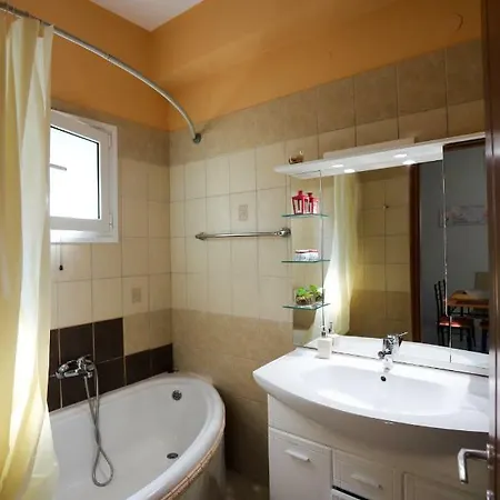 George's Sweet N' Cozy Maisonette In Corfu